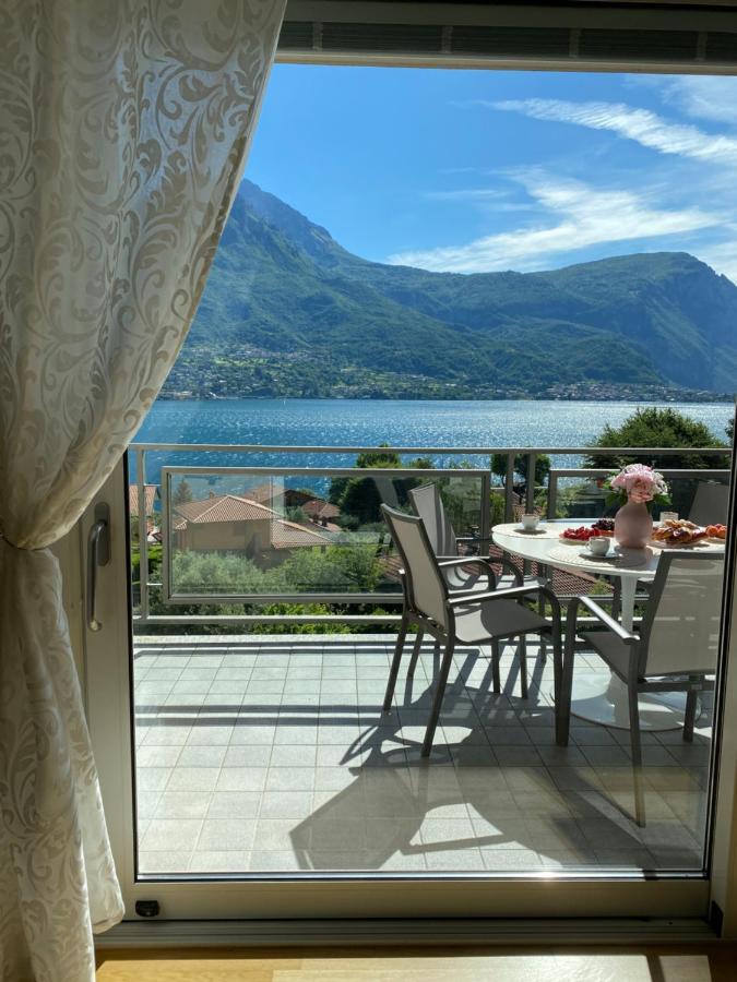 Le Terrazze Sul Lago Di Como Apartment Oliveto Lario Bagian luar foto